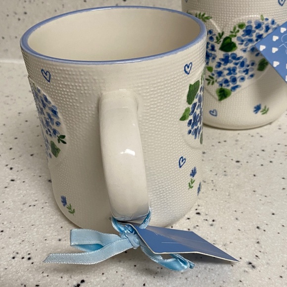 NWT.  Set of 2, Petal and Pearl, 24oz., ceramic mugs. - Picture 14 of 15